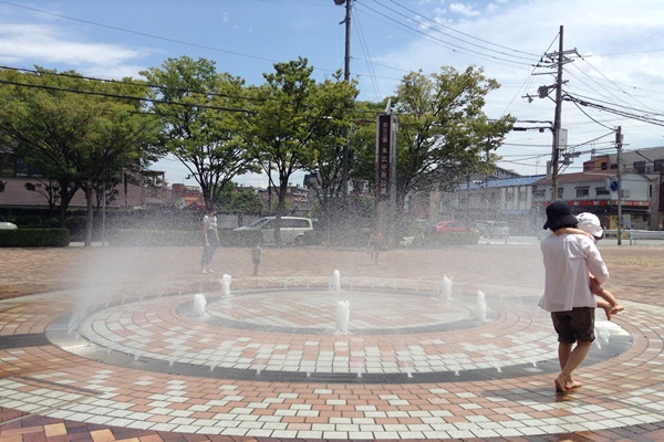 末広中央公園 噴水広場