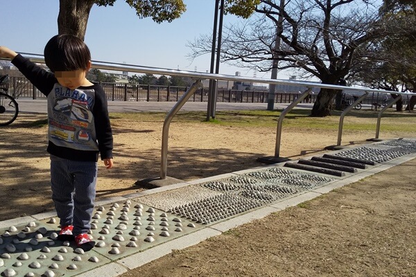 末広公園　楽しめる　健康遊具